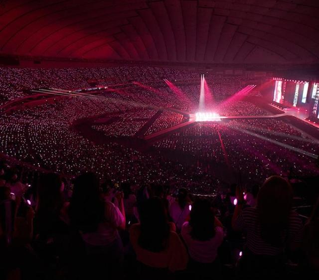 50000 fans wave light sticks during the SMTOWN LIVE 2022 concert at Tokyo Dome in Bunkyo Ward Tokyo Japan Courtesy of SM Entertainment