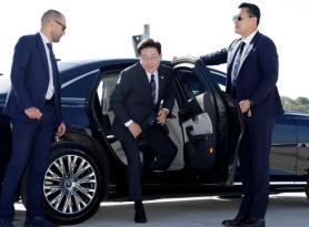President Yoon Suk Yeol Arrives in Switzerland for G7 Summit