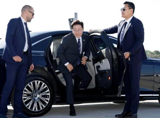 李대통령, 스위스 공항 도착…G7 정상회의 일정 돌입