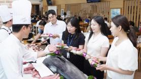 Dongwon Group Introduces East Sea Bluefin Tuna in Company Cafeteria Menu