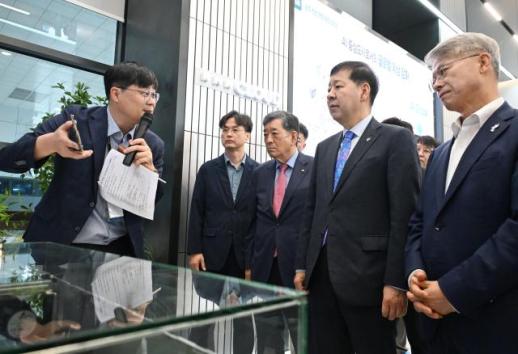 Thứ trưởng Bộ Tài chính Hàn Quốc: AI quyết định vận mệnh quốc gia, tập trung phát triển thành phố thử nghiệm xe tự lái tại Gwangju