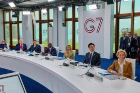 President Yoon Calls for Inclusive Growth Amid Global Economic Challenges