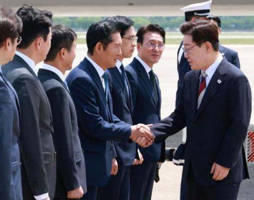 Lee to brief on outcomes of his recent trip to Europe