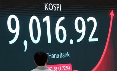 코스피, 9000시대 개막…美·이란 종전, 반도체 질주가 쓴 새 역사