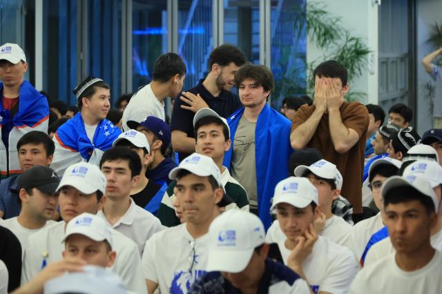 Uzbekistani residents in South Korea react with disappointment after conceding a goal at the basement of S Tower in Seongsu-dong Seongdong-gu Seoul on June 18 2026 AJP Han Jun-gu