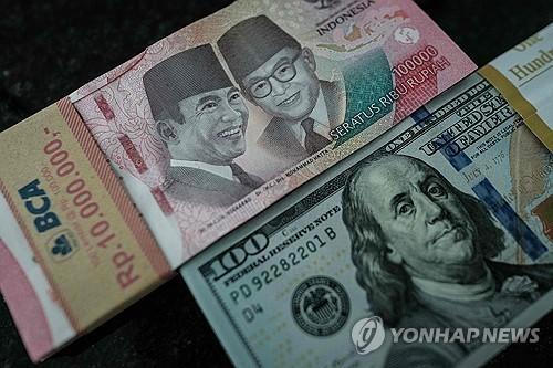 인니, 한 달 새 3번째 금리 인상···루피아화 가치 사수 목적