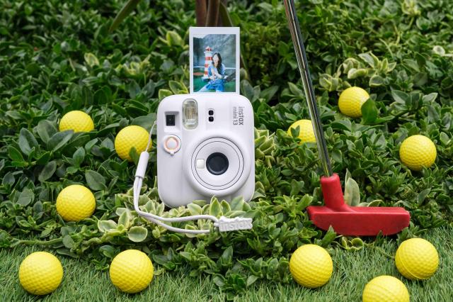 韓国富士フイルム、26日に新製品「インスタックスミニ13」を発売