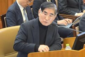 Former Defense Minister Kim Yong-hyun Sentenced to 3 Years for Leaking Military Information