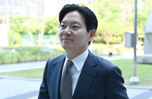 검찰, 이화영에 징역 2년·벌금 500만원 구형…배심원 평결 뒤 선고