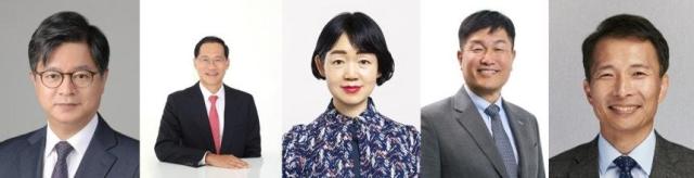 이재명 대통령이 21일 청와대 참모진 개편을 단행했다 성기홍왼쪽부터 홍보소통수석 한찬식 민정수석 김경자 사회수석 강건작 국가안보실 1차장 송기호 국가안보실 3차장 사진청와대