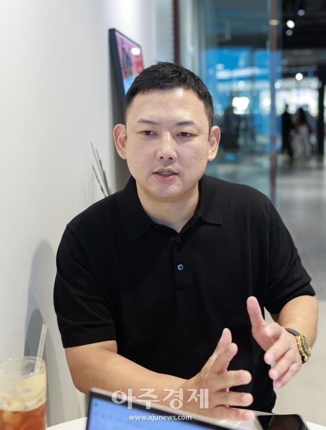 김항주 피에코PIECO 대표가 아주경제와 만나 인터뷰를 진행하고 있다 사진유대길 기자 dbeorlf123ajunewscom