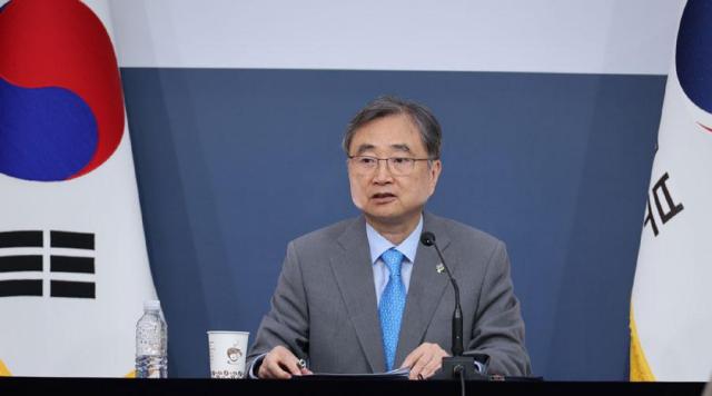 Seoul steps up monitoring of Strait of Hormuz as US deal with Iran remains fragile