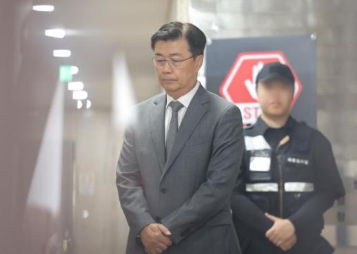 합수부 지원 논의 의혹 홍장원 특검서 10시간 조사...26일 4차 소환