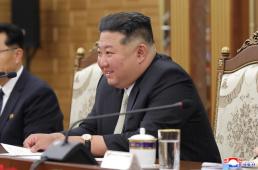 정부 HMM 나무호 화재, 미상 비행체가 선미 타격