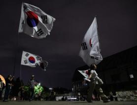 Protesters rally against ballot shortages in Seoul