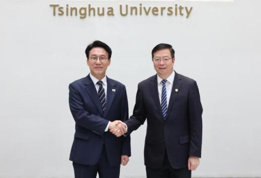 金民锡访华出席夏季达沃斯论坛 走访母校清华大学考察中关村