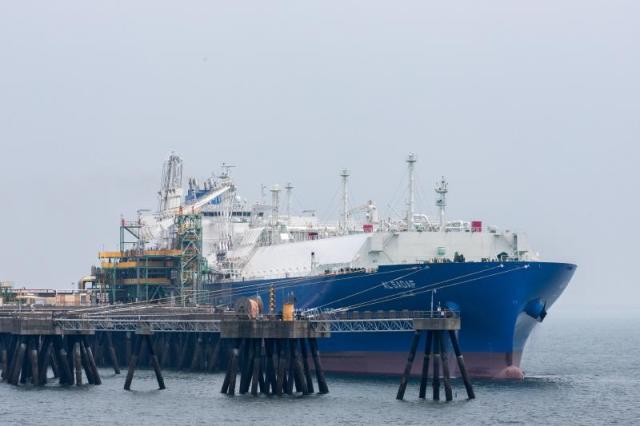 Team Korea throws gas project to sweeten sub pitch to Canada