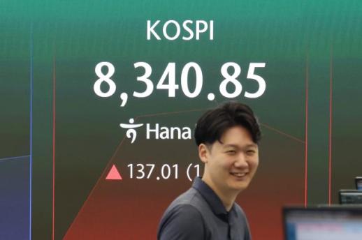 [개장시황] 코스피 2%대 상승 출발…저가매수에 반등 시도