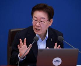 Tổng thống Lee Jae-myung: Thành quả bùng nổ của ngành bán dẫn không thể che lấp khoảng cách giàu nghèo, cần mở rộng cơ hội cho thanh niên