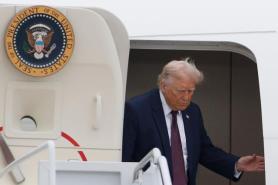 Donald Trump Ký Kết Thỏa Thuận Ngừng Chiến Với Iran, Nhưng Không Ai Vui Mừng