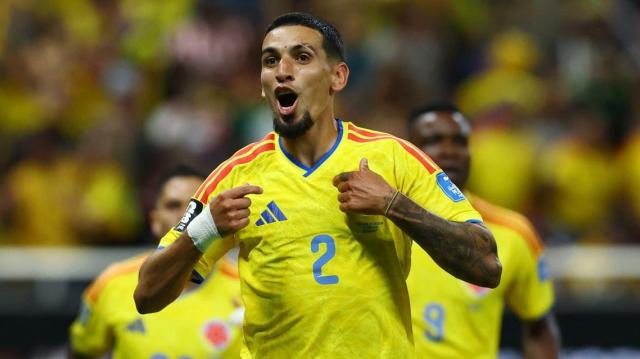 Colombia's Daniel Munoz played a key role in securing the team's advancement to the Round of 32