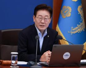 Tổng thống Lee Jae-myung: Hy vọng những người sống sót trong thảm họa Sewol có thể buông bỏ cảm giác tội lỗi và tận hưởng hạnh phúc nhỏ bé