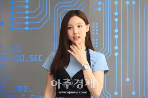 [포토] 나연, 카시오 포토콜 참석
