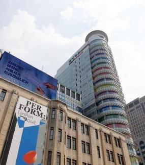 광화문 일민미술관 흉기난동 70대 구속...증거인멸·도주 우려