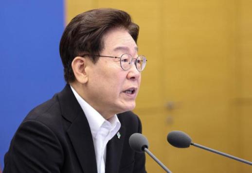 Lee to unveil mega chip cluster plan amid already heated debate