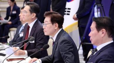 李대통령 반도체·피지컬AI·데이터센터가 성장축…3대 메가 프로젝트 본격화