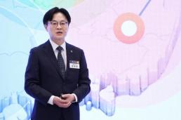 유가 내렸는데 기름값은 그대로...정부, 석유 최고가격 낮춘다