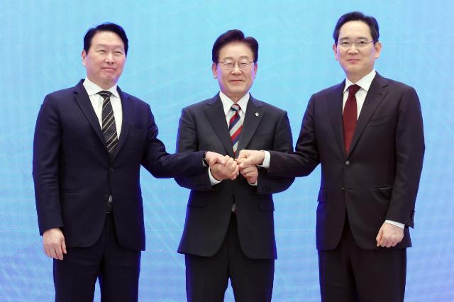 Samsung, SK bet over $650 billion on Koreas second memory hub
