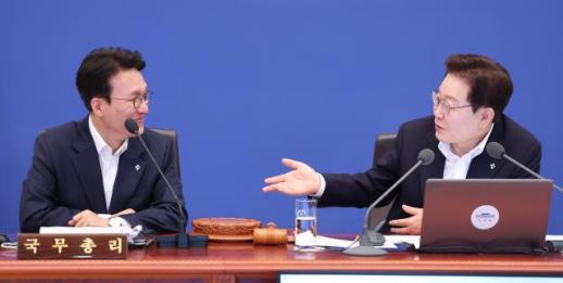 물러나는 金총리 1년간 국무회의 한 번 못 해…보람되고 영광