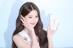 IVEs Jang Wonyoung graces Seoul skincare event