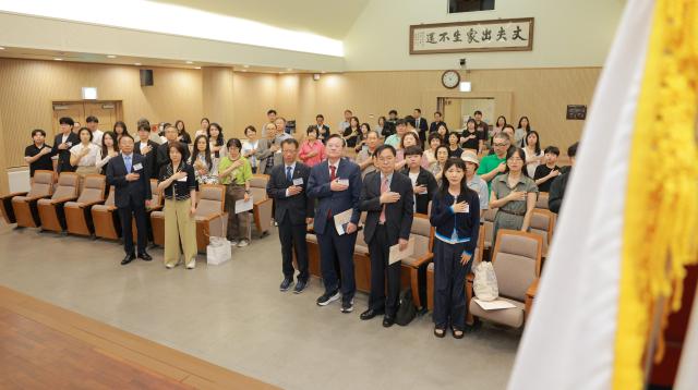 제4회 아주경제 보훈 신춘문예 시상식이 30일 오전 서울 서초구 매헌윤봉길의사기념관 3층 강당에서 열렸다 사진유대길 기자 dbeorlf123ajunewscom