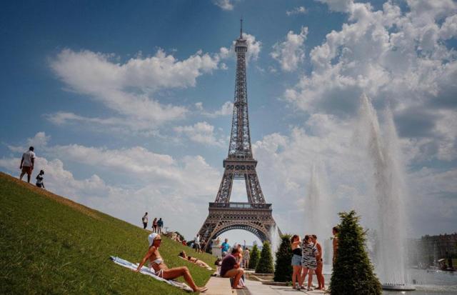 Europes sweltering heatwave signals climate extremes in Asia and elsewhere