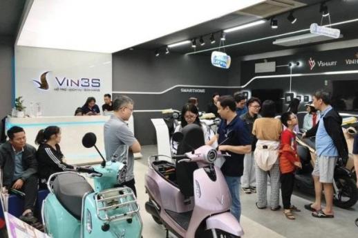 Thị trường xe điện Việt Nam tăng gấp 7 lần sau 4 năm: Bùng nổ doanh số nhưng người tiêu dùng vẫn còn dè dặt