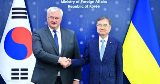 한·우크라 외교장관, 北포로 송환 문제 논의 국제법·인도주의 원칙