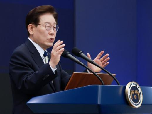 靑, 이달 15일부터 2차 업무보고…李 200명 국민참관단을 기다립니다