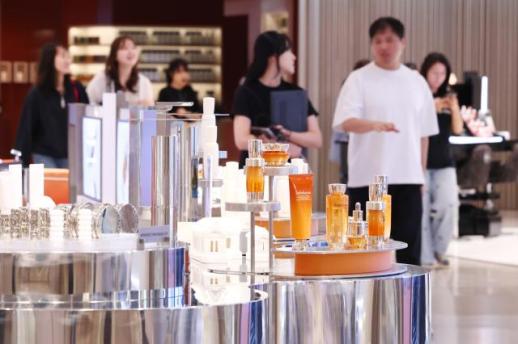 백화점도, 마트도 好好… 경기 남부 반도체 벨트 장바구니 커졌다