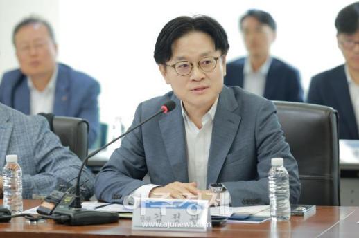 [포토] 인사말 하는 김정관 산업통상부 장관