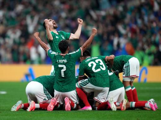 [Giải Vô Địch Bóng Đá Bắc Trung Mỹ] Mexico đánh bại Ecuador, vào vòng 16 đội… Chiến thắng đầu tiên sau 40 năm tại vòng loại trực tiếp