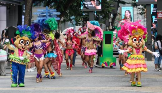 Brazilian Samba parade brings summer energy to Myeong-dong