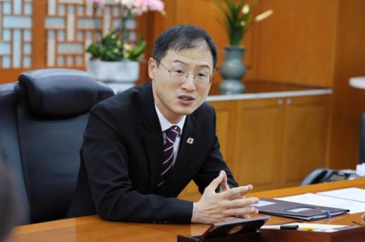 김상욱 울산시장 취임 첫날 시민주권 시동…126번 버스 복원·시청 개방