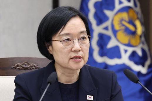 New PM vows to curb inflation as her top priority