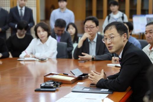 김상욱 울산시장 첫 합동인터뷰서 비기자단 질문 제한 논란