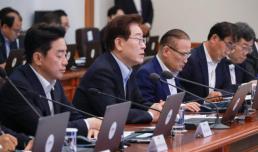 외교부 한국 선박 1척, 호르무즈 해협 통과해 항행 중