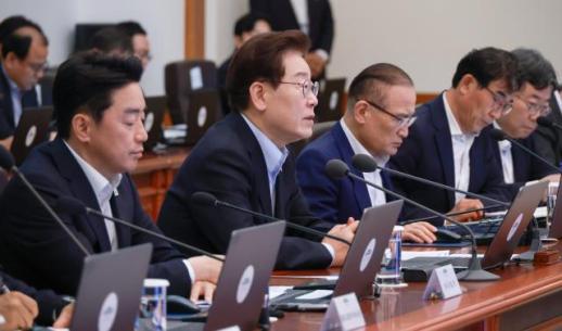 李대통령, 실업급여·고용보험 개선안에 의견 수렴 중요