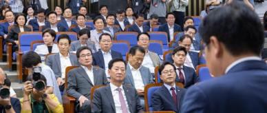 與 일방적 원 구성 후폭풍... 국힘 강력투쟁