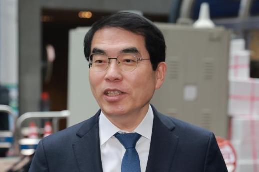 Nhóm Bi Minh Choi Il Hoi chính thức giải thể, cam kết hỗ trợ chính phủ Lee Jae-myung thành công